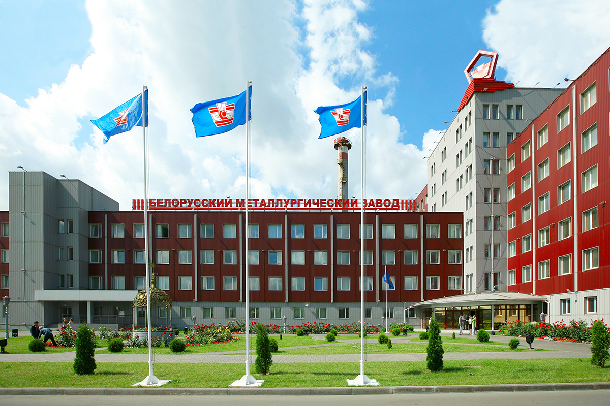 Первоклассники за партами