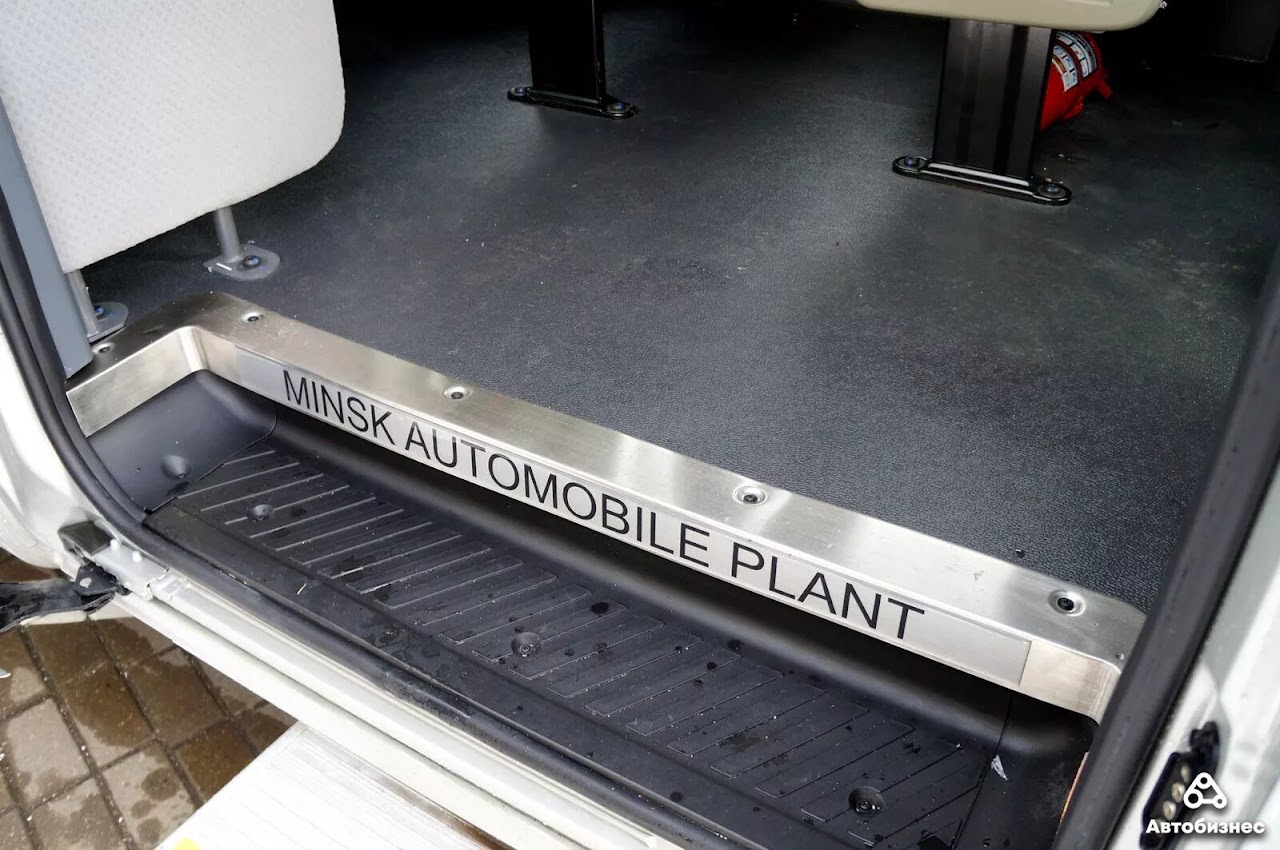 Интерьер пассажирского салона