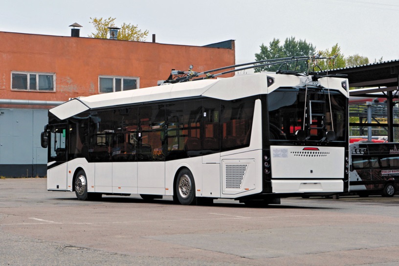 Троллейбус со штангоуловителями