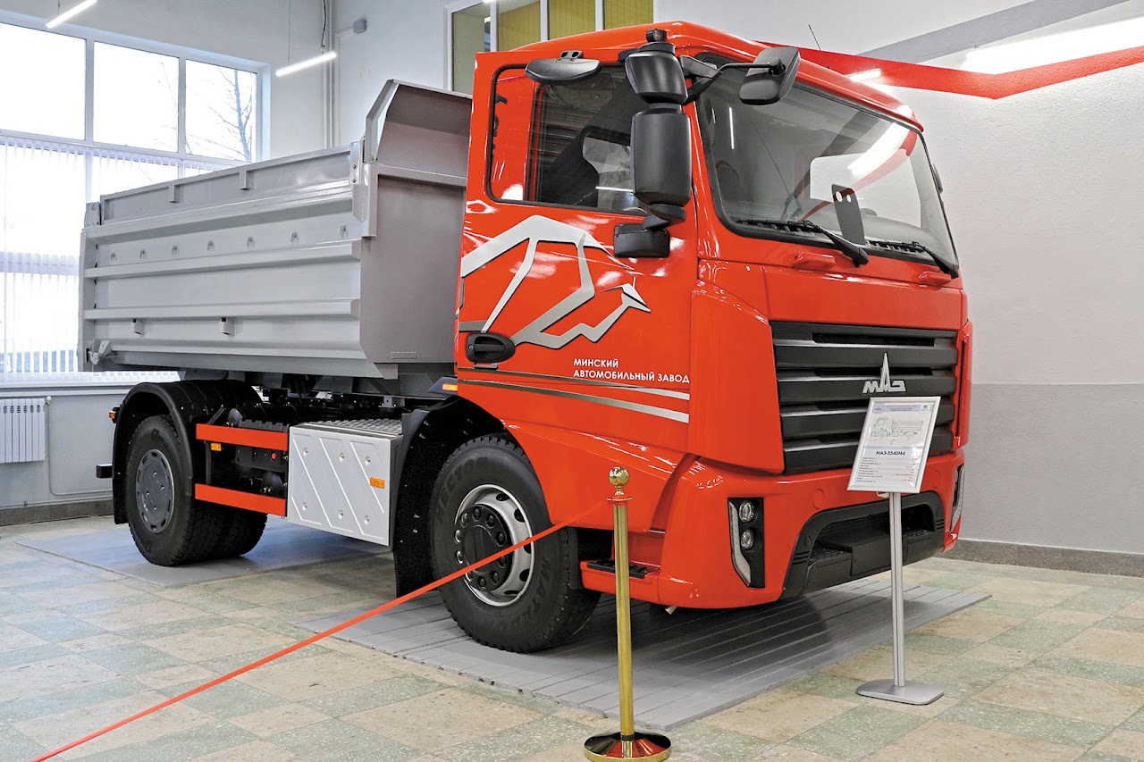 МАЗ-5540М4