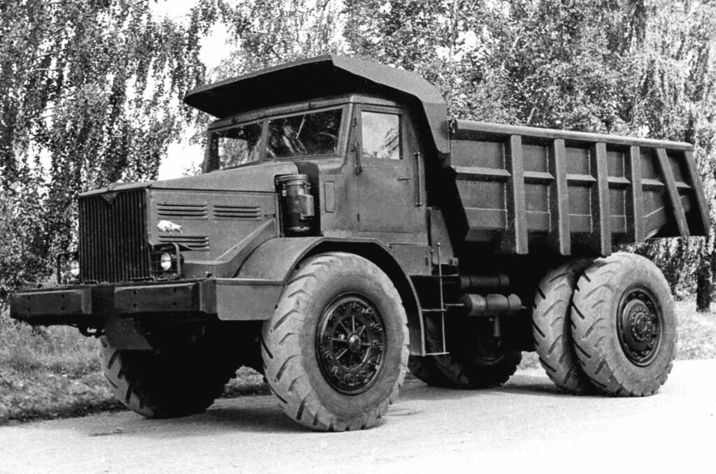 МАЗ-525