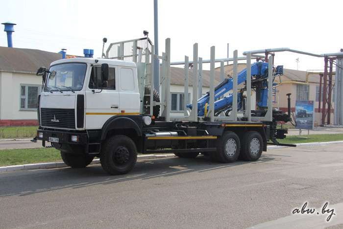 Лесовоз МАЗ