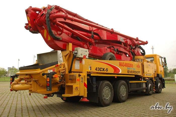 Бетононасос МАЗ-Everdigm