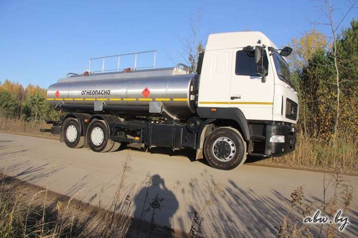 Топливозаправщик АТЗ-17/2