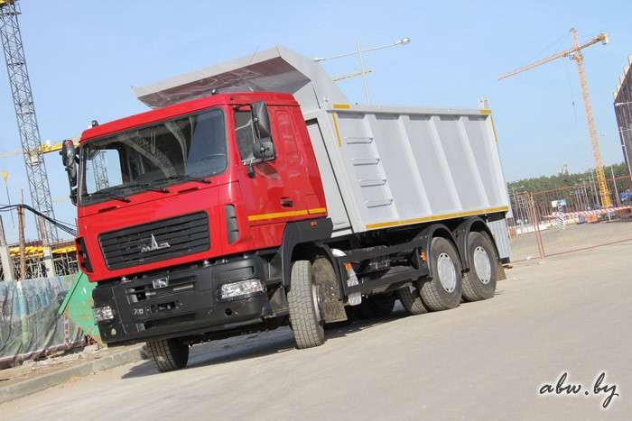 Самосвал МАЗ