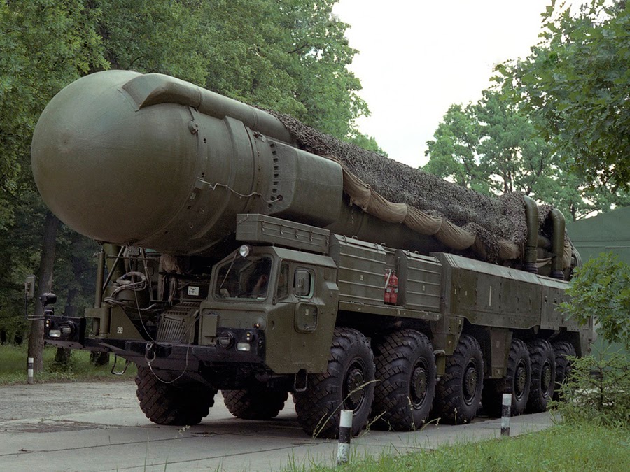 Самоходная пусковая установка ПГРК «Пионер» на шасси МАЗ-547В