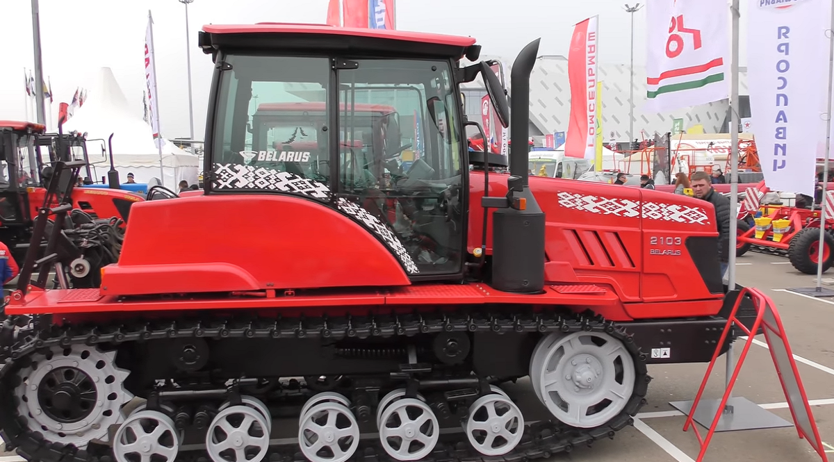 «Беларус — 2103» в движении
