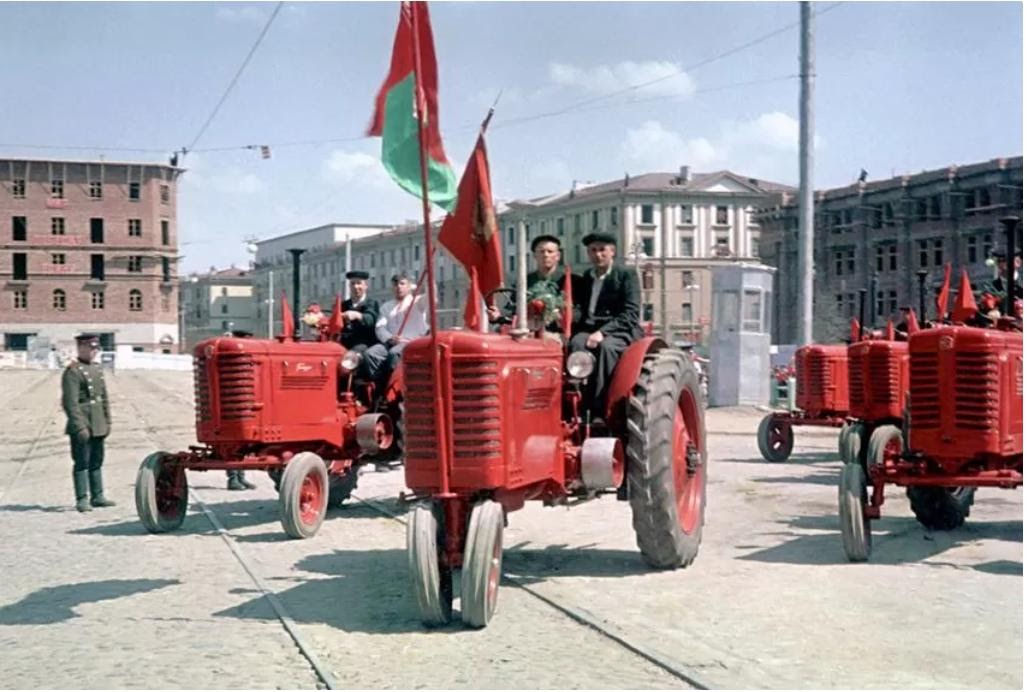 Экспорт тракторов Беларусь